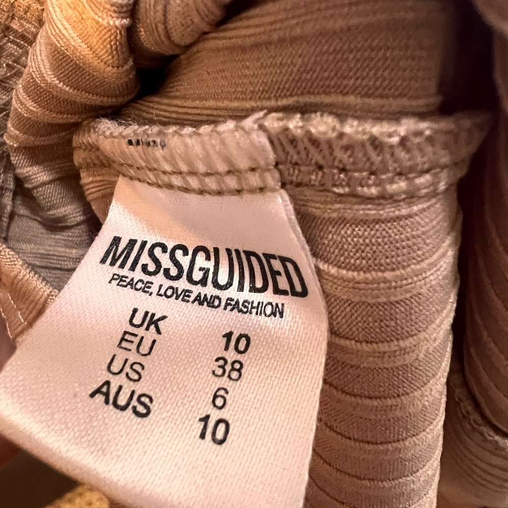 Missguided roll neck Tan Long Sleeve Turtleneck Dress - Picture 6 of 8